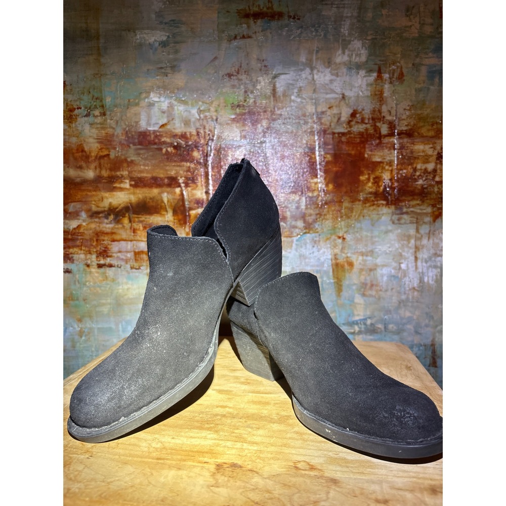 Born Kerri Black Suede Ankle Booties V-Cut Block Heel Back Zip F14209 Womens 8M